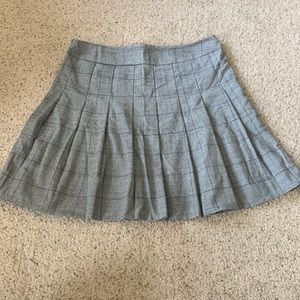 Gray plaid skirt